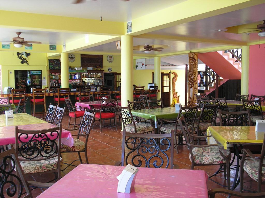 Alan'S Paradise Hotel Placencia Kültér fotó