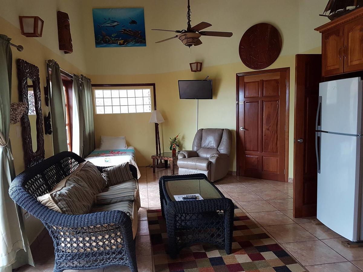 Alan'S Paradise Hotel Placencia Kültér fotó